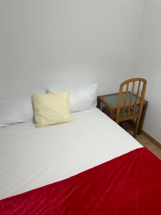 El Gengo Hostel - Madrid — Fotos 3